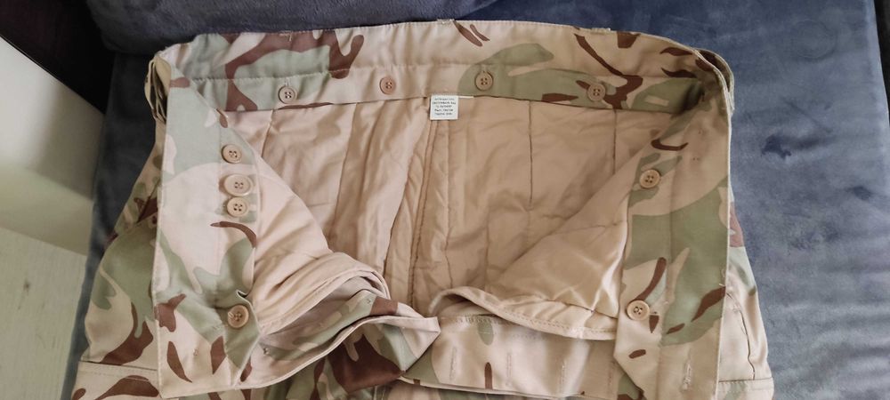 Дрехи за лов нови