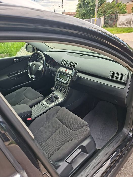 Vând VW Passat B6 an 2007