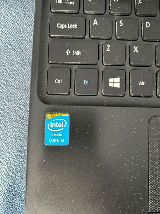 Vând doua laptopuri