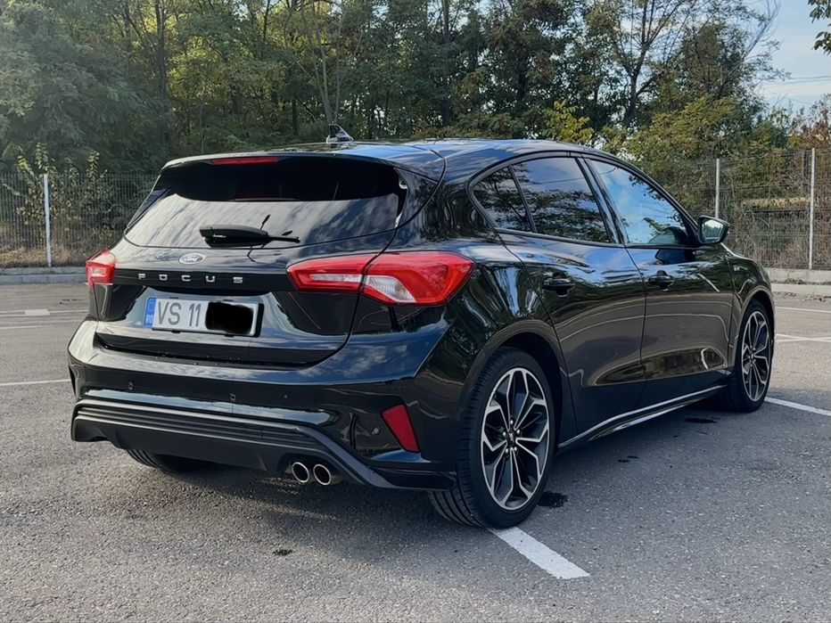 FORD Focus 2019 — imagine 5