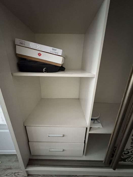 Шкаф купе вместительный 1,5*2,20