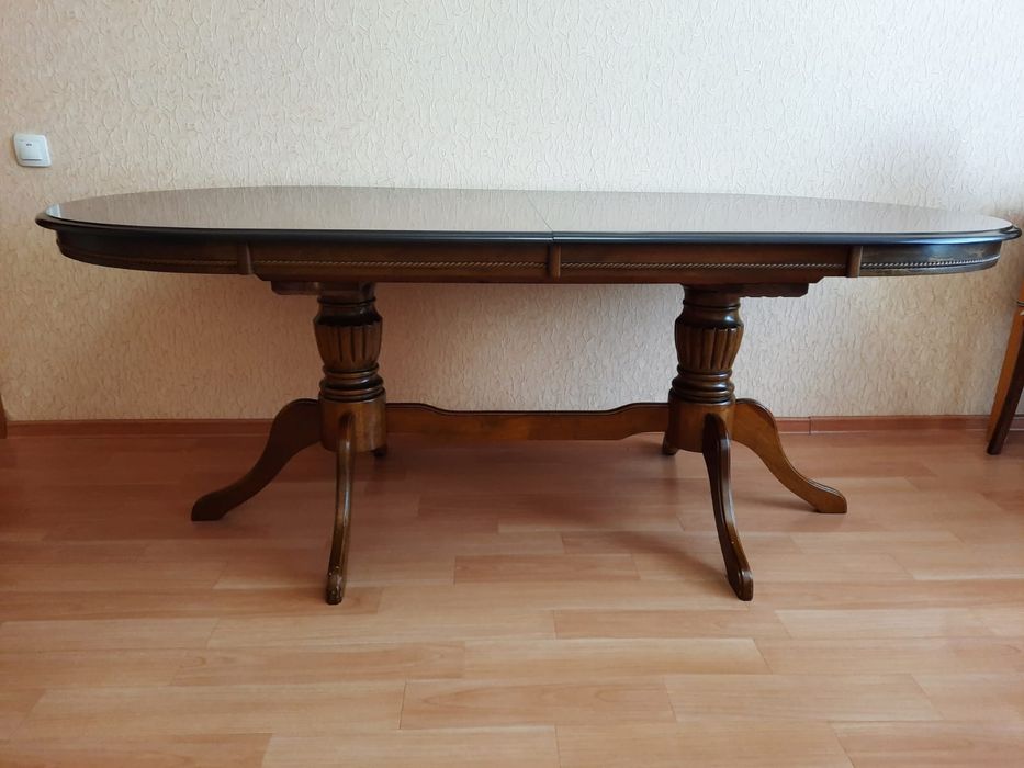 Стол со стульями Малайзия