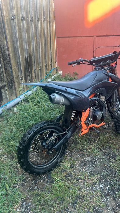 Vând/schimb un enduro de 125cc