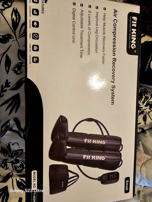 КОМПРЕСОРЕН МАСАЖОР ЗА КРАКА