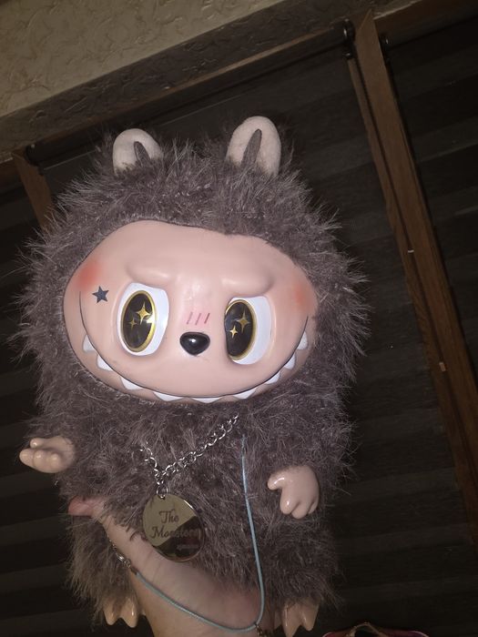 Лабубу большой продам