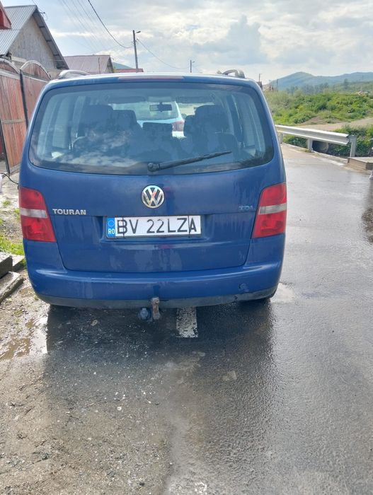 VOLKSWAGEN Touran 0 — imagine 3