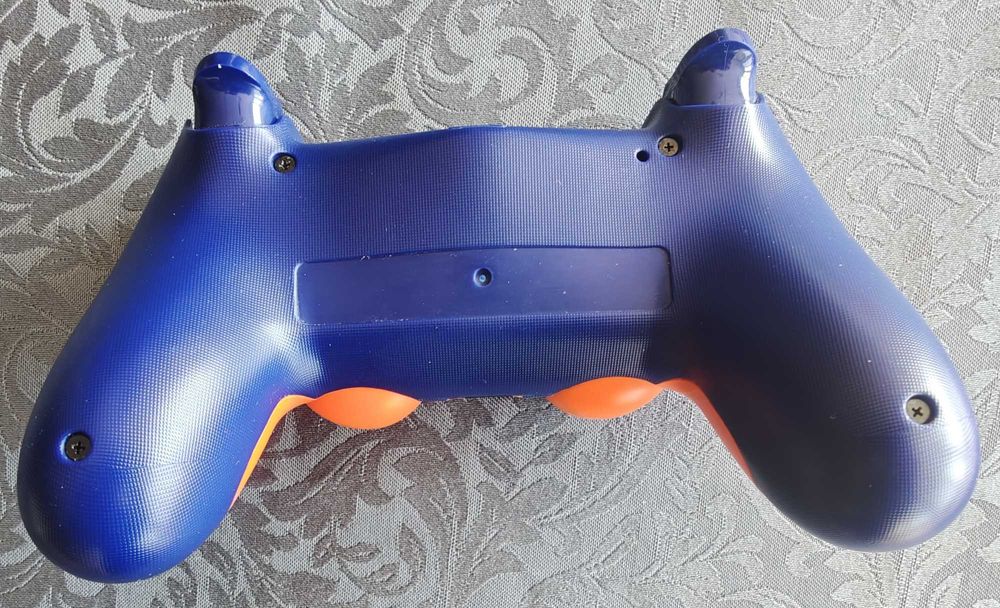 Джойстик контролер за PS4/PC жълт цвят