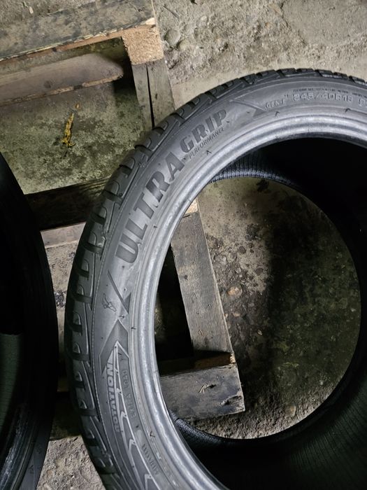 4 anvelope iarna 245 40 18 Goodyear 2019