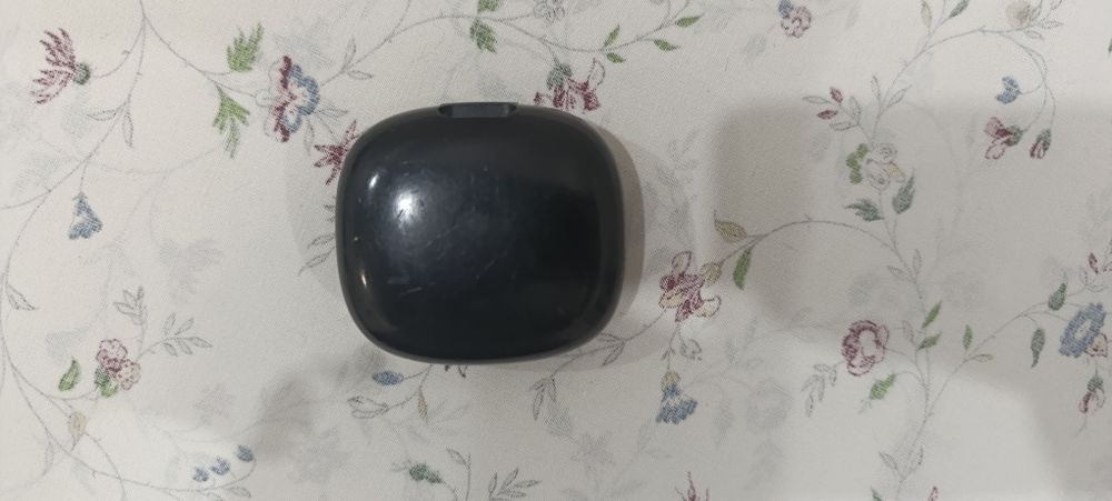 Продаю Кейс от наушник JBL Wave Flex