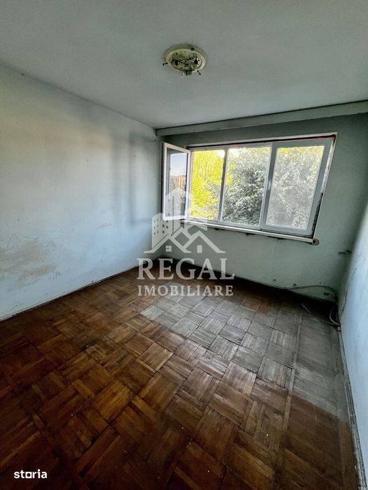Apartament cu 2 camere și balcon mare, Micro 3 – pregătit ptr renovare — fotografia 3