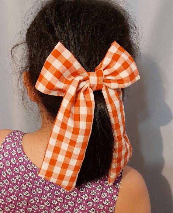 Красивый бант для волос