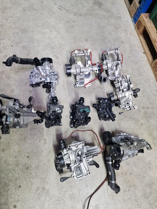 Termostat pompa apa bmw g20 g21 g26 g30 g31 g01 g02 g11 g12 b48 b58 330e 320i 530i