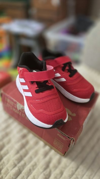 Incaltaminte Adidas copii