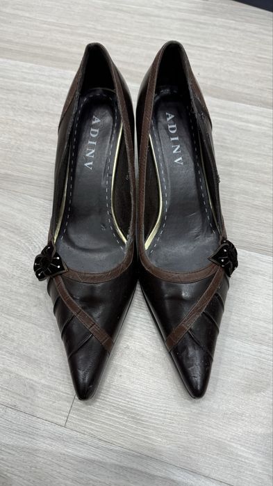 Продам бу туфли 39,40рр по 5000тг