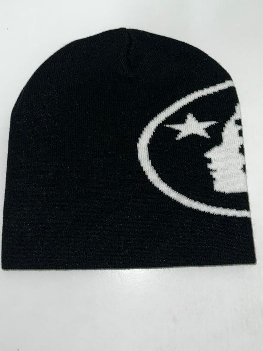 Шапка для зимы  ,модные