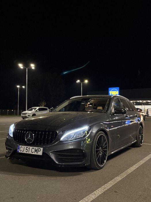 Vand/schimb Mercedes c class pachet AMG