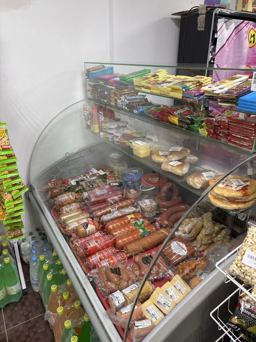 Витриный холодильник