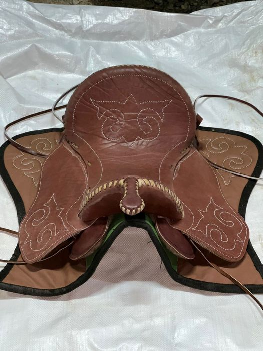 Продам новое седло кавалерия