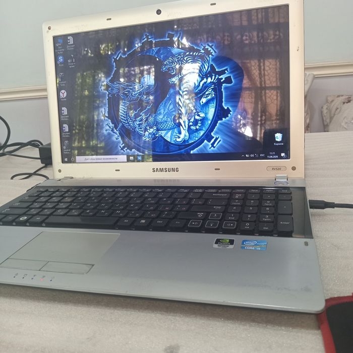 Ноутбук Samsung , Intel core i5,