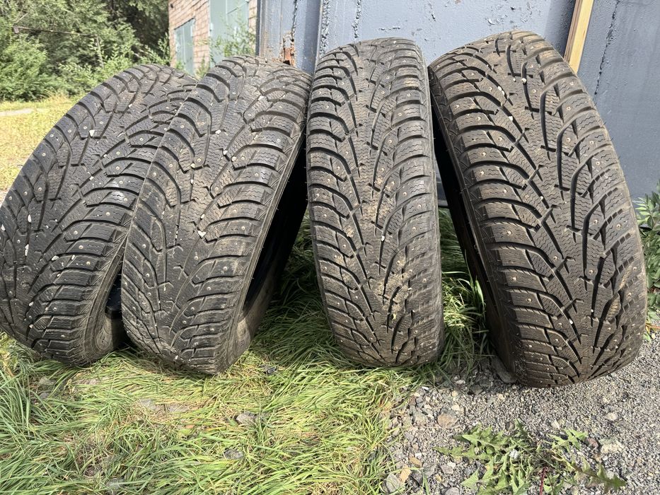 Шины шипованные Maxxis