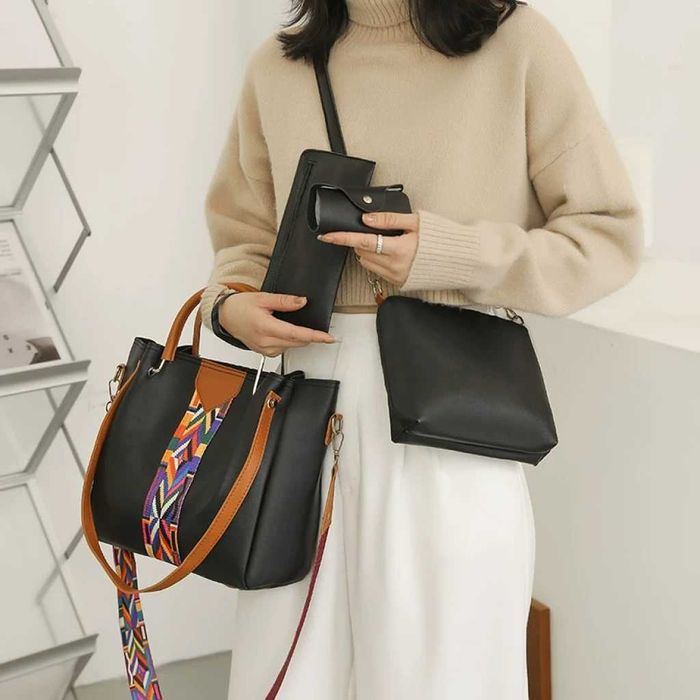 Тотален Хит Дамска чанта 4в1 - Различни цветове модел 2025