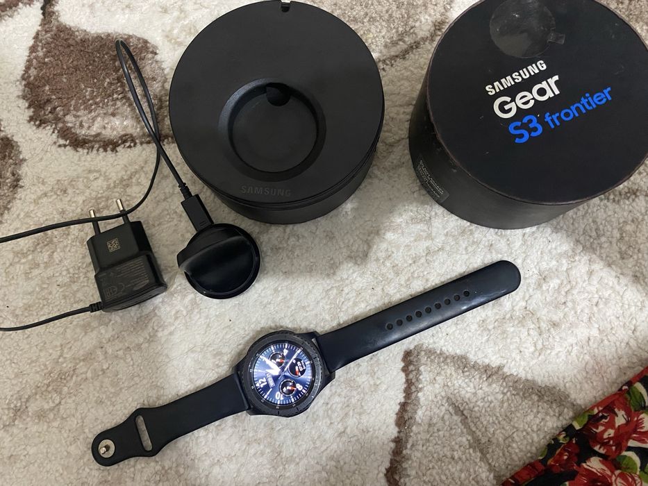 Продам часы samsung gear s3 frontier