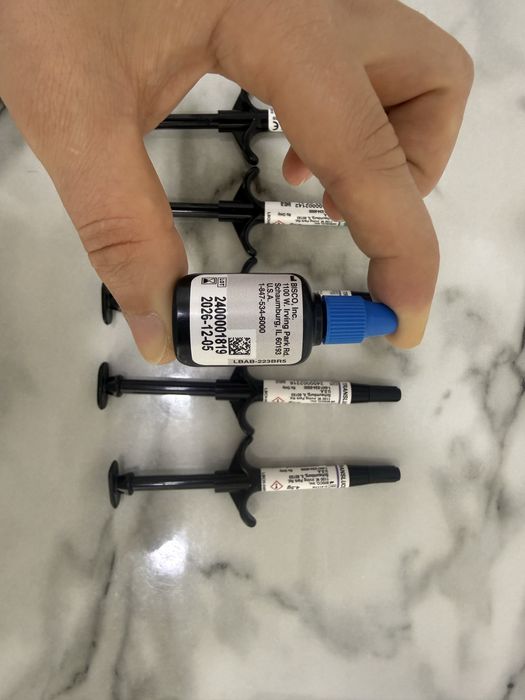 Продаётся Чойс 2 (Choise 2) набор цемент для фиксации виниров 5x4.5г