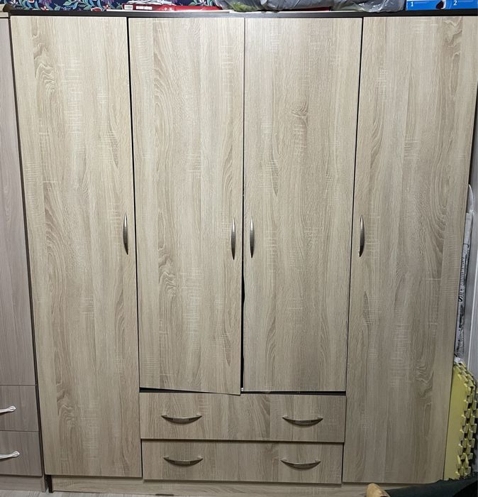 Шкаф сатылады, жағдайы жақсы