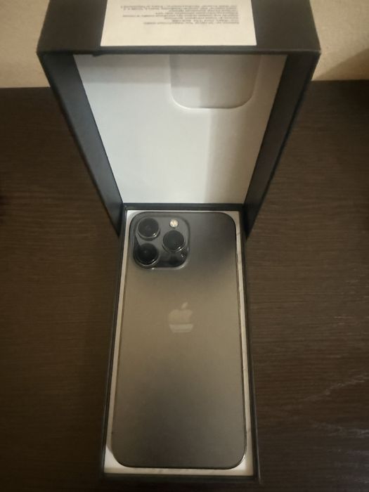 Продам айфон 13 про оригинал