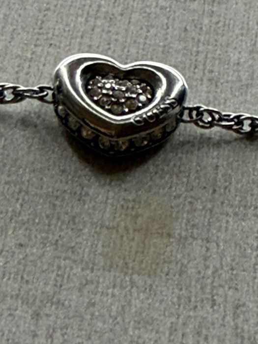 Guess гривна със сертификат