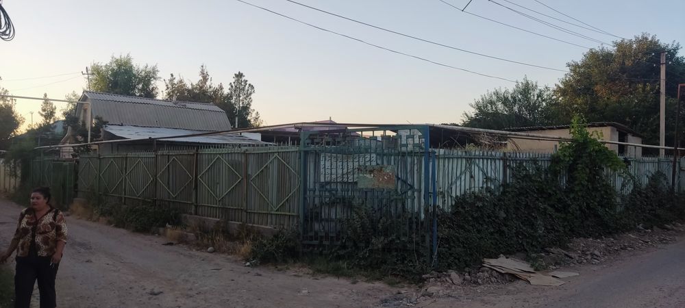Продоеться дача Ташкентская область Бостанлыкский район Дала ховли СВТ