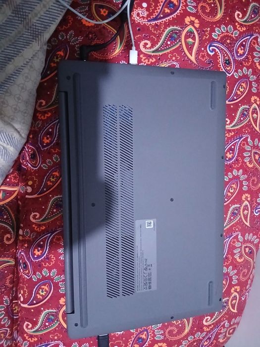 Lenovo i5 12450H ddr4 8gb 512 gb m.2