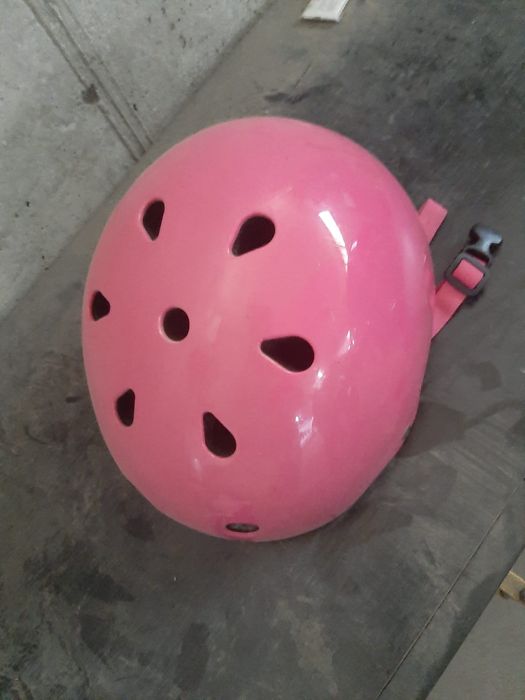 Trotineta copii si casca de protecție