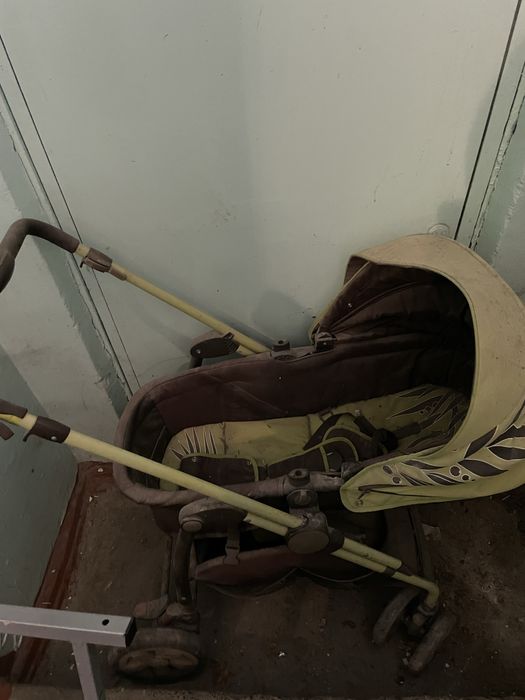 Коляска от рождения