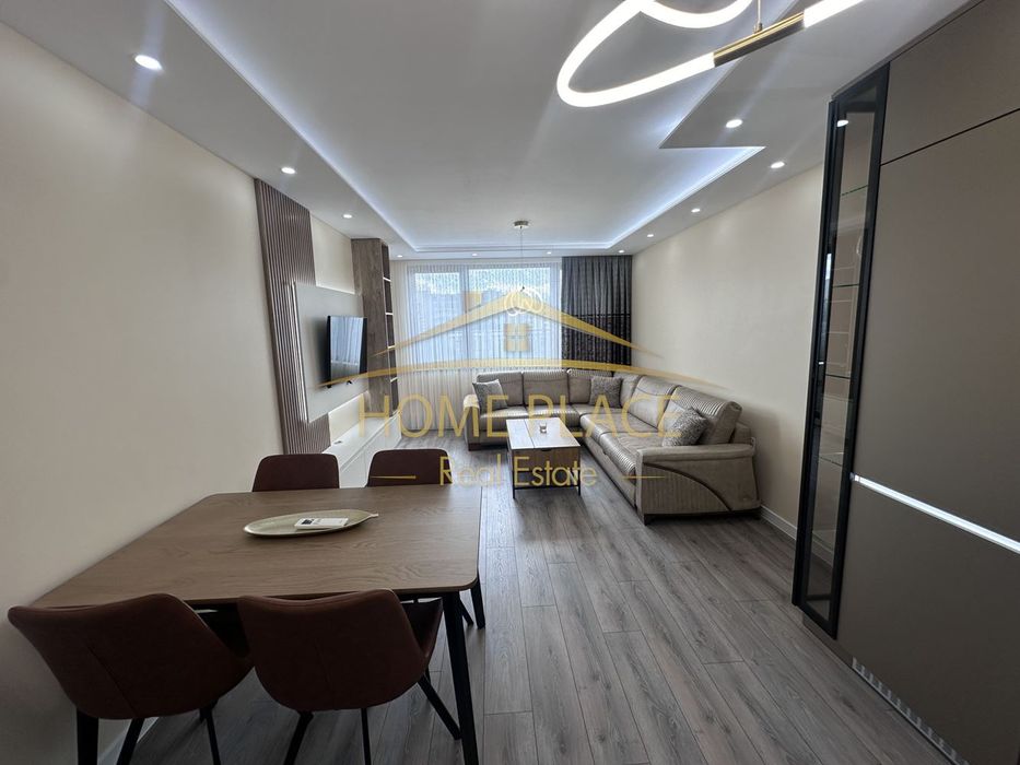 Дава се под наем Двустаен апартамент в Варна, Победа - 65 кв.м за 663 € - Снимка #2