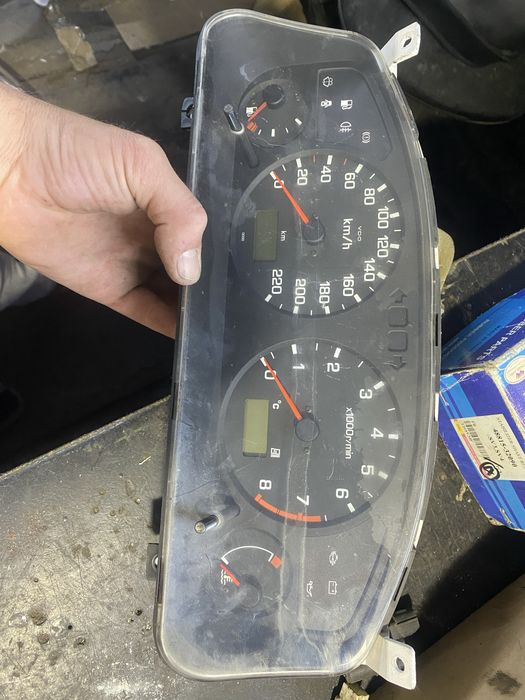 Щиток приборов ниссан р 11