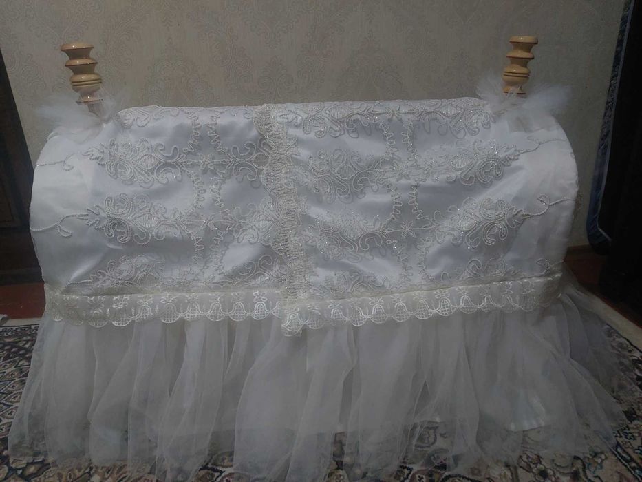 Бешик новый  цвет белый