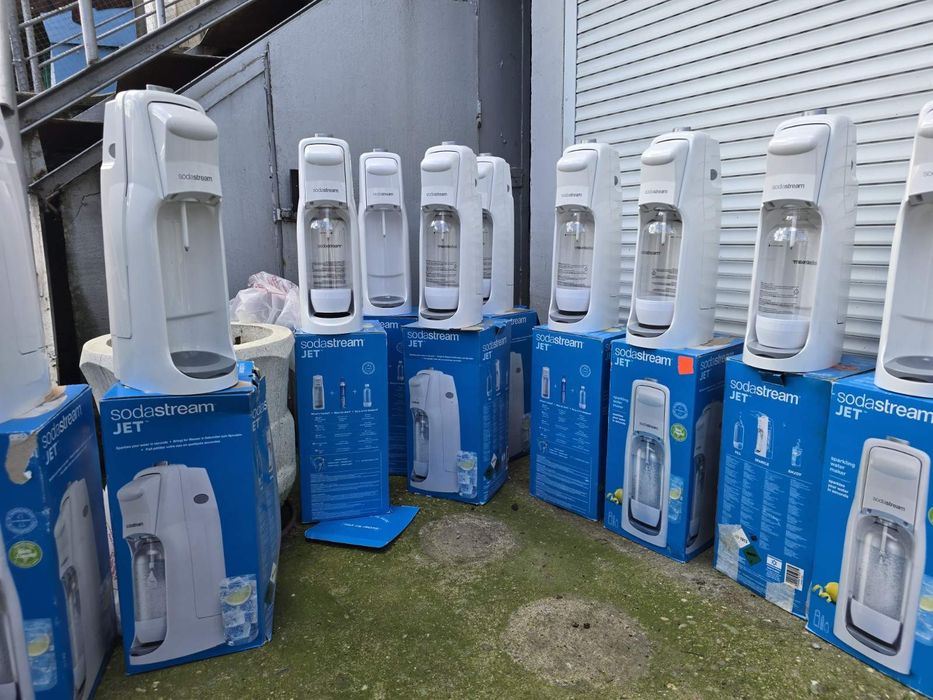 Машина за газирана вода "sodastream'