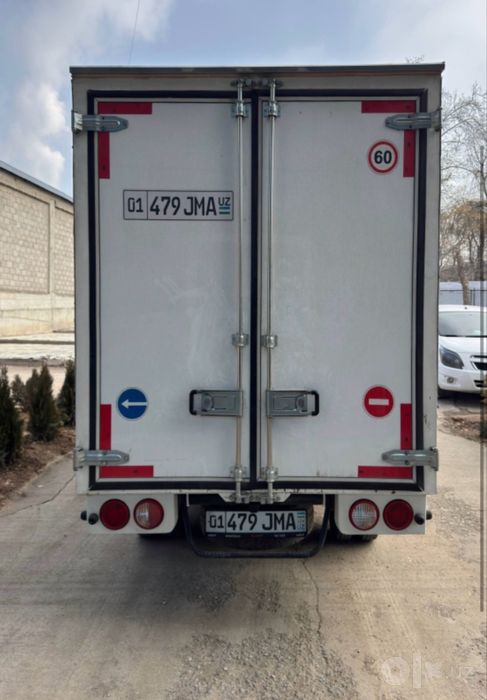 Kia bongo 2024  k2700 sotiladi  состояние ало.