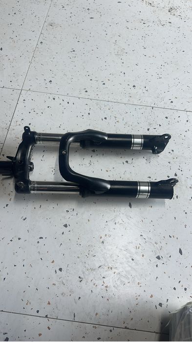 Вилки Амортизаторы трицикла.