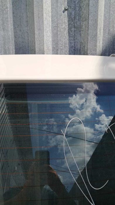 stop suplimentar haion BMW Seria 1 E87 an 2011