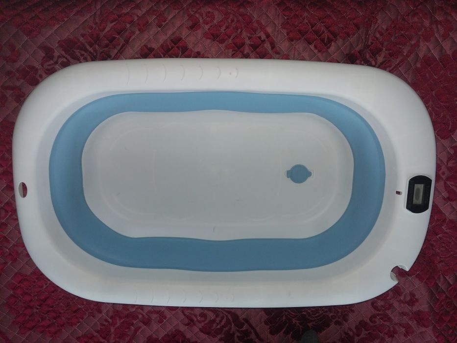 Продам ванночку.