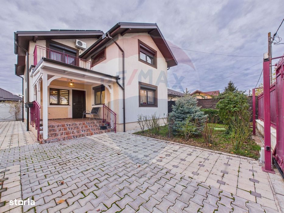 Casă / Vilă cu 5 camere de vânzare în zona Central