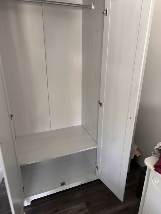 Vand dulap Ikea folosit in stare buna