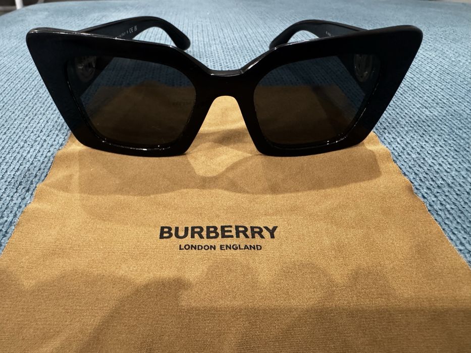 Слънчеви очила Burberry