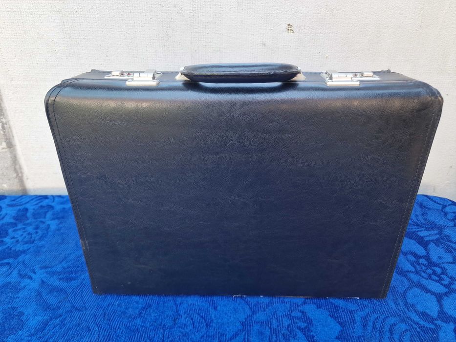 BergHaus | Geanta diplomat, documente, din imitatie piele cu cifru**