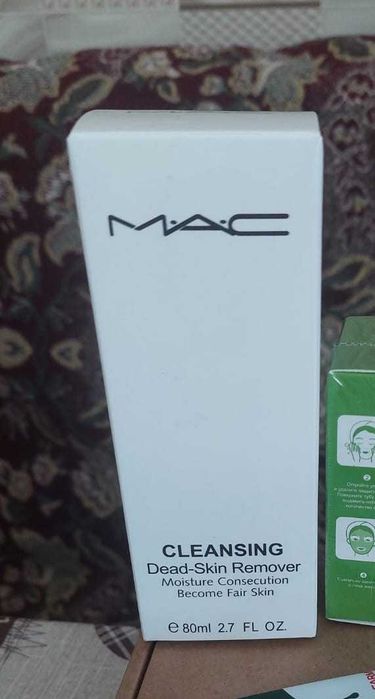 MAC скатка пилинг.