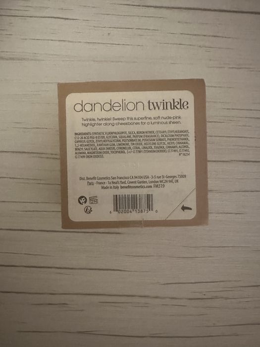 Benefit dandelion twinkle highlighter