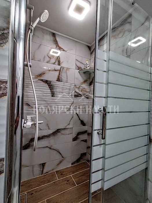 Дава се под наем Двустаен апартамент в Велико Търново, Център - 55 кв.м за 382.5 € - Снимка #4