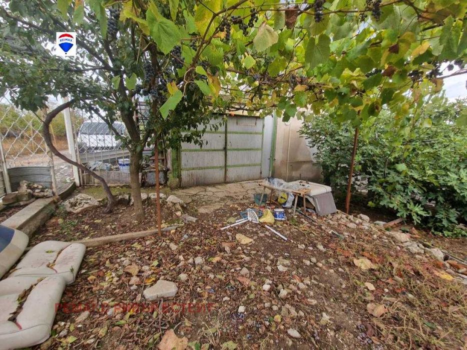 Вила за продажба - град Русе - в.з. Астраджийка.